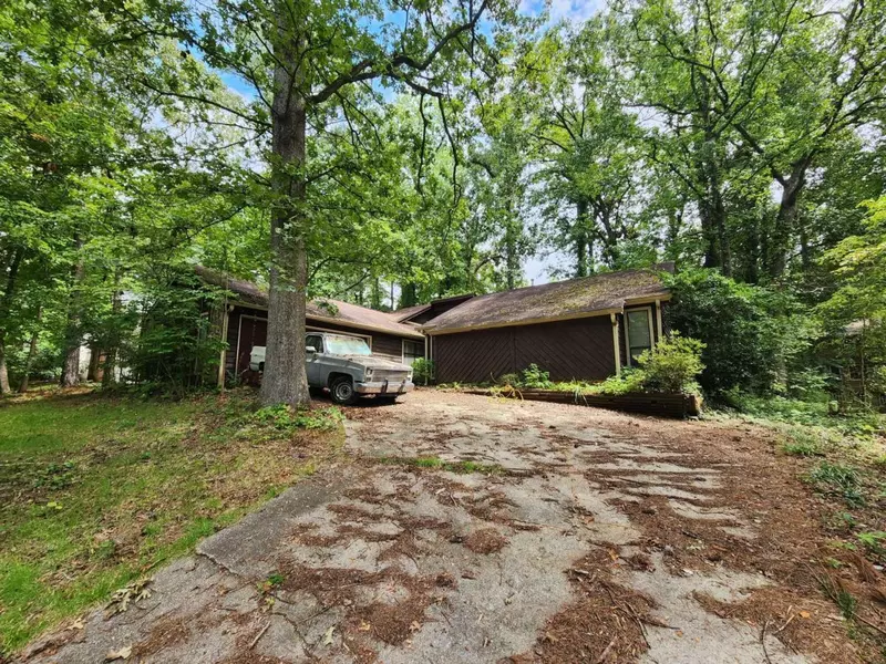 1582 Fieldgreen Overlook, Stone Mountain, GA 30088