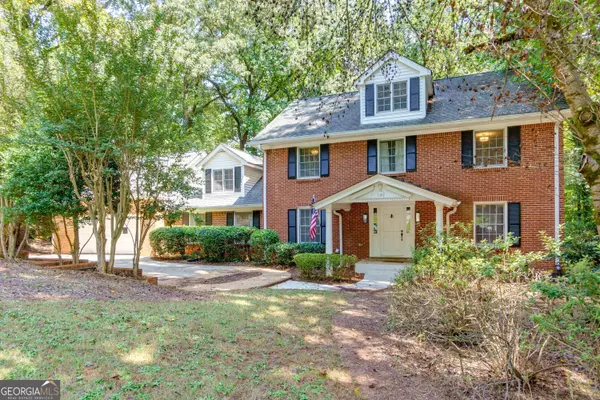 110 Ridge Point Close, Roswell, GA 30076