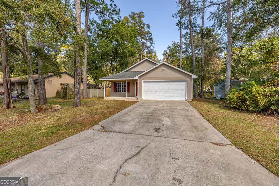 121 Creekwood CIR, Kingsland, GA 31548