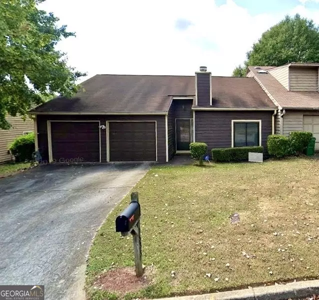 1533 Burnstone DR, Stone Mountain, GA 30088