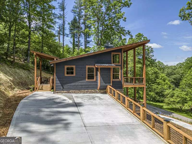 55 Skyline DR, Blue Ridge, GA 30513