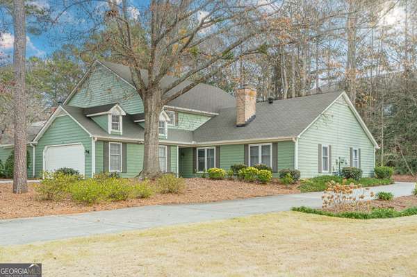 122 Great Oaks LN,  Roswell,  GA 30075