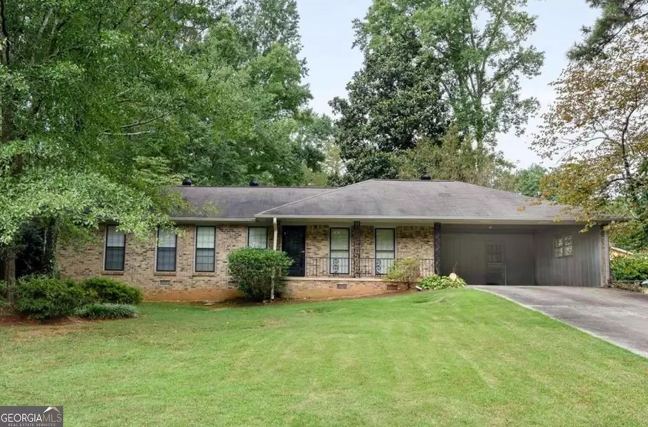 649 Rollingwood DR, Stone Mountain, GA 30087