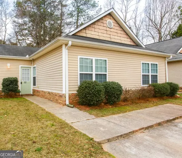 281 Northwinds BLVD #B-2,  Carrollton,  GA 30117