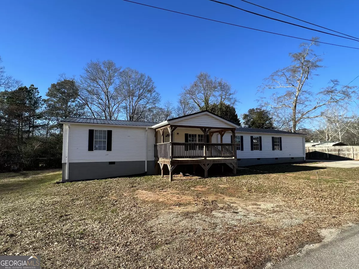 Hartwell, GA 30643,148 Delk ST