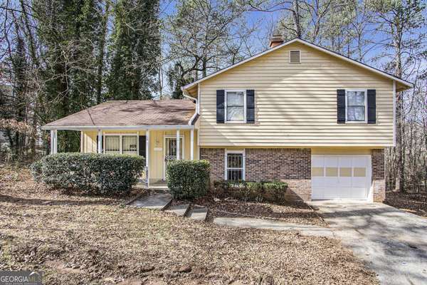 3831 Shane CT, Ellenwood, GA 30294