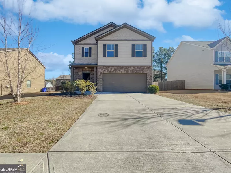 460 Lake Ridge LN, Fairburn, GA 30213