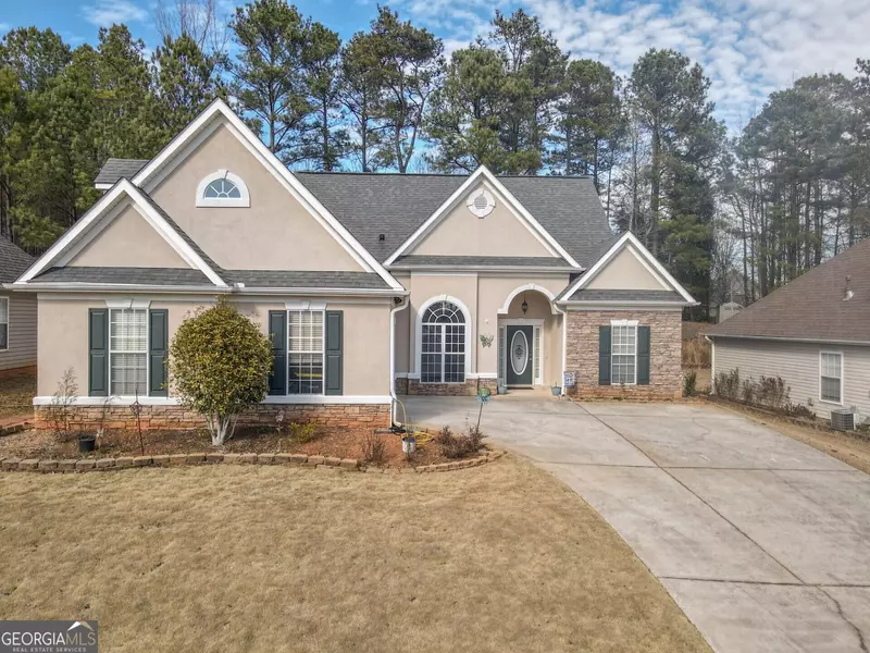 305 Westhill DR, Newnan, GA 30265