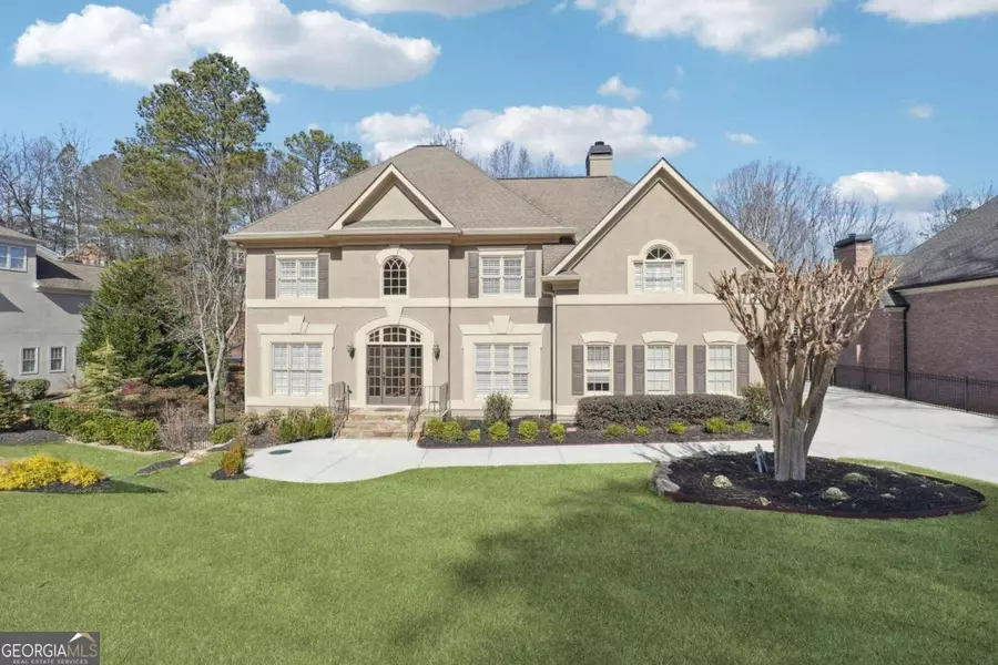 9350 Nesbit Lakes DR, Alpharetta, GA 30022