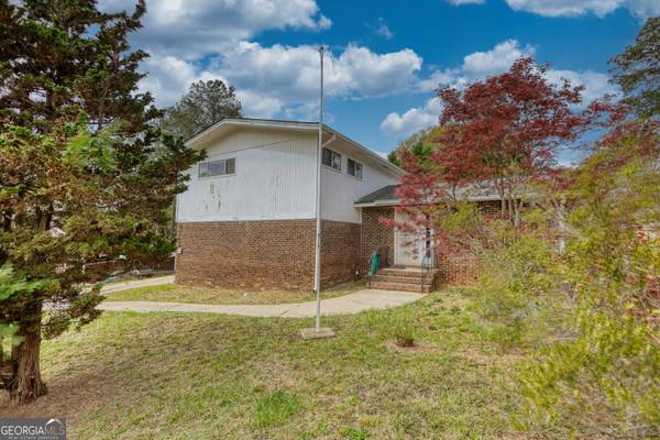 6405 Maddox RD, Morrow, GA 30260