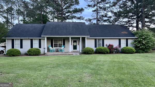 206 Barfield DR, Dublin, GA 31021