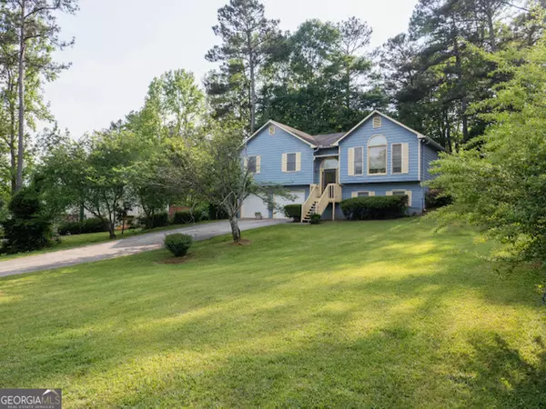 144 Breckenridge LN, Powder Springs, GA 30127