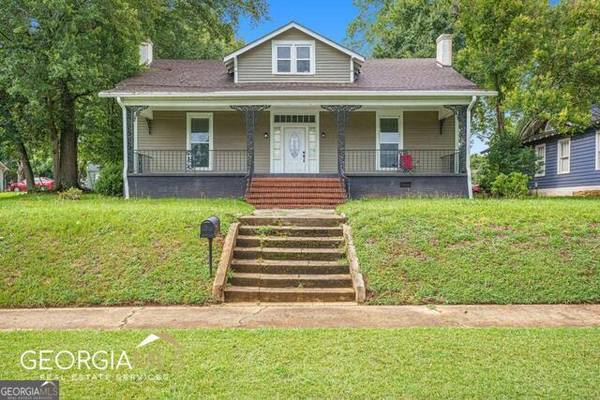 220 Forsyth ST, Barnesville, GA 30204