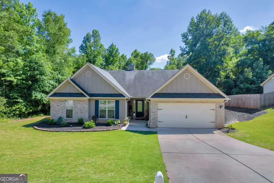 83 Coopers Hawk LN, Jefferson, GA 30549