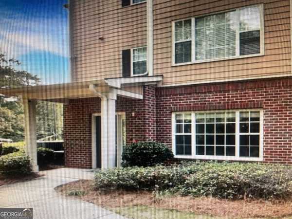 3500 Sweetwater RD #202,  Duluth,  GA 30096