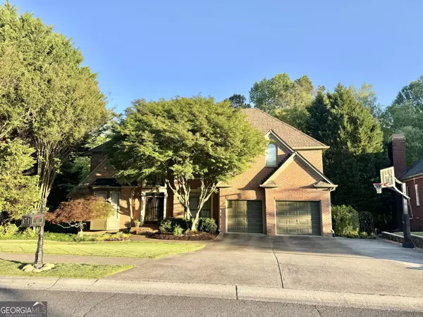 5035 Winding Hills LN, Woodstock, GA 30189