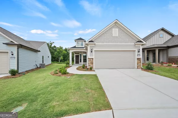 5674 Villa Crest DR, Hoschton, GA 30548