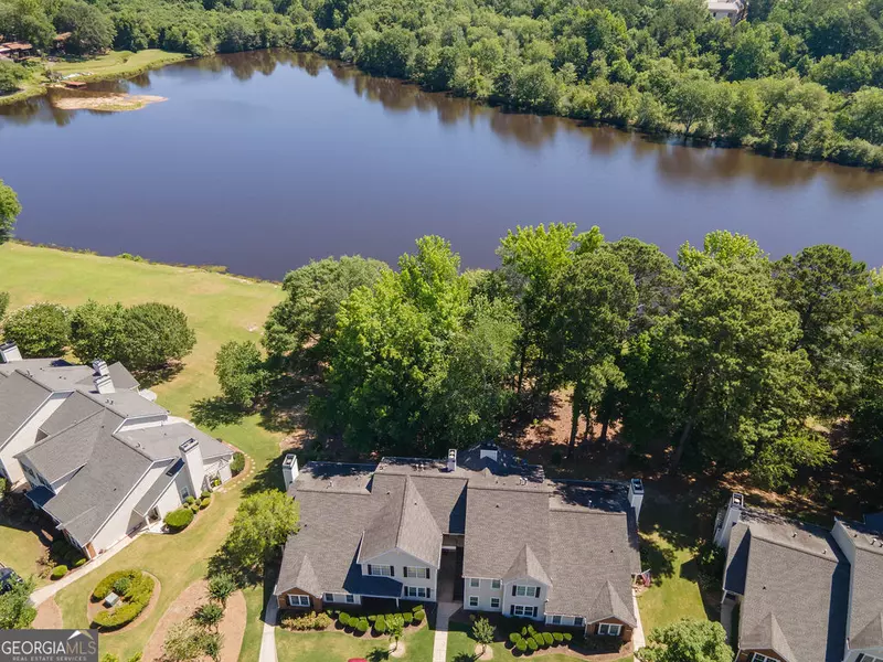 506 Ridgelake DR, Peachtree City, GA 30269