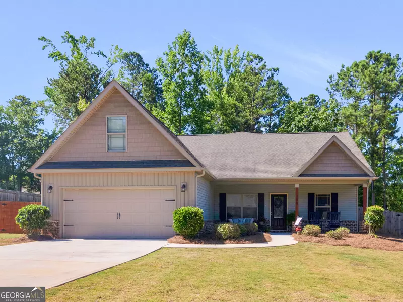 706 Sleepy HOLW, Griffin, GA 30224