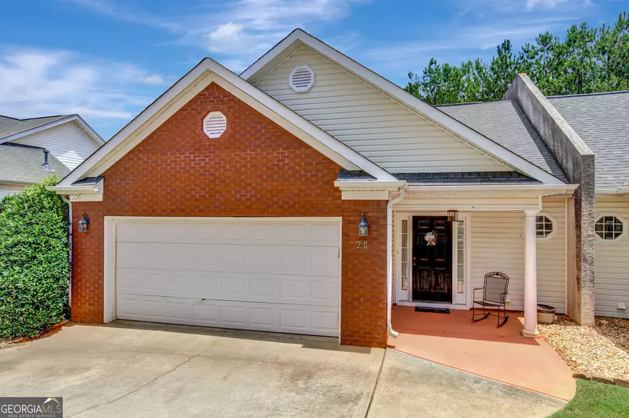 21 Stony Oak DR, Newnan, GA 30263