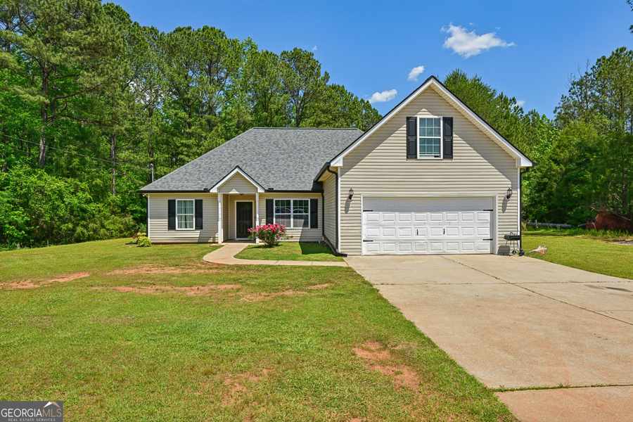 220 Rocky Point RD, Covington, GA 30014