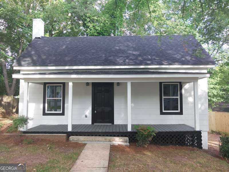 4 Elm ST, Porterdale, GA 30014