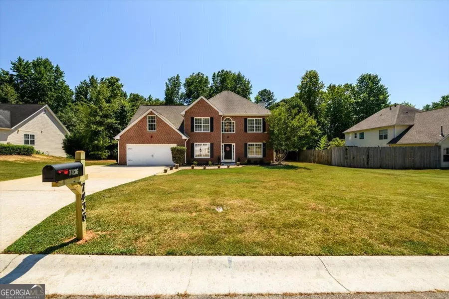 7436 Calm Springs DR, Flowery Branch, GA 30542