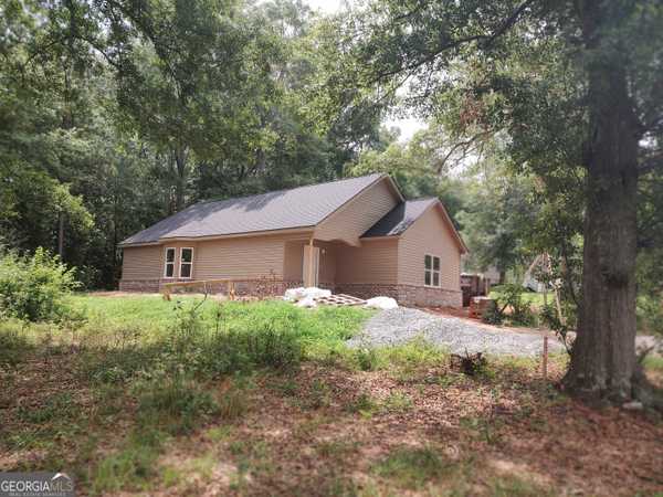 13 Brown ST, Barnesville, GA 30204