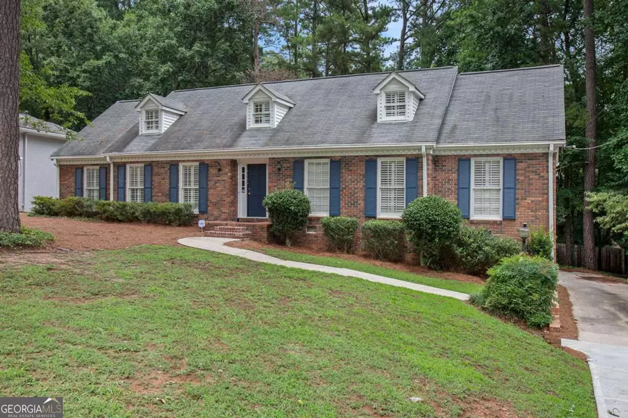 5513 N Peachtree RD, Dunwoody, GA 30338