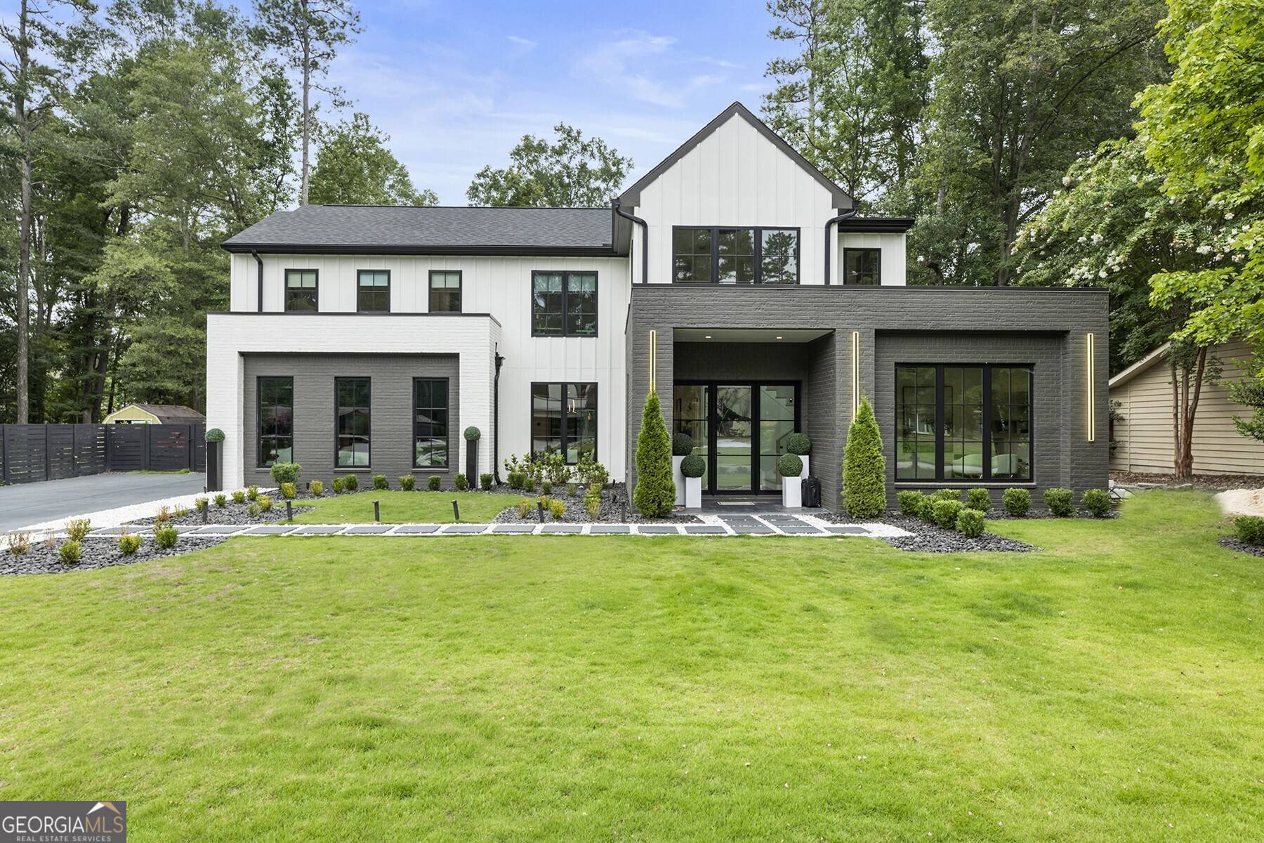 185 Pebble TRL, Alpharetta, GA 30009