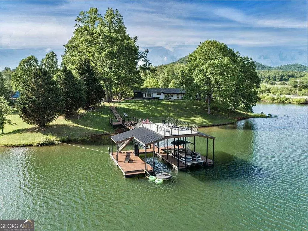 Hiawassee, GA 30546,843 Lower Bell Creek