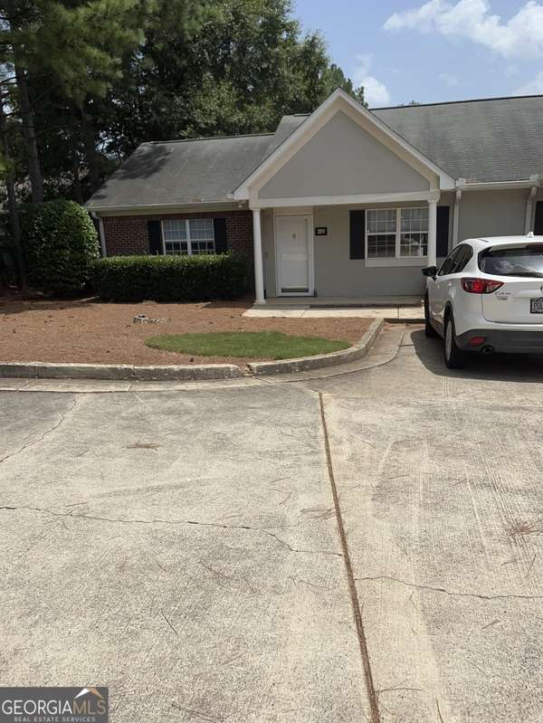 2911 Florence DR, Gainesville, GA 30504