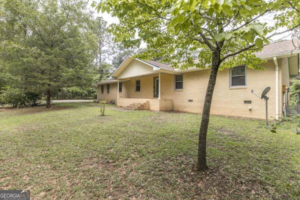 306 William John LN, Bonaire, GA 31005