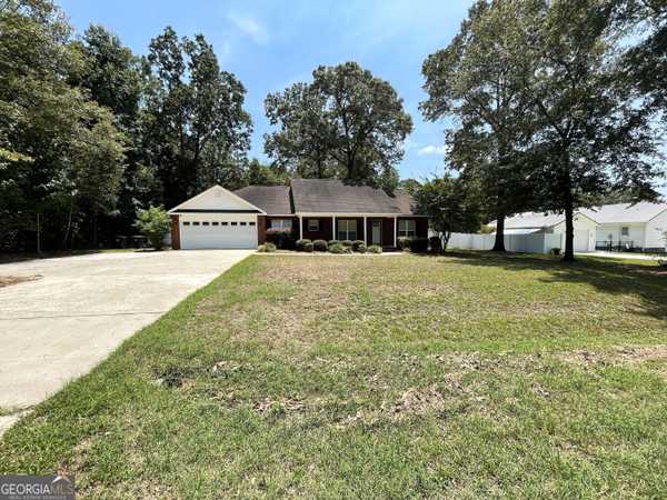 127 Jeanne DR,  Cochran,  GA 31014