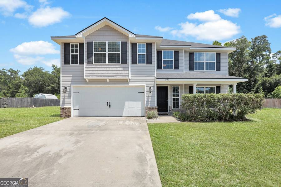 302 Nashview TRL, Allenhurst, GA 31301