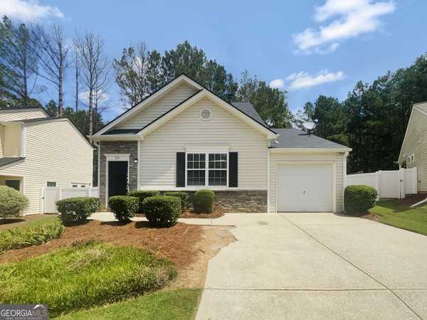 213 Oak Grove LN, Acworth, GA 30102