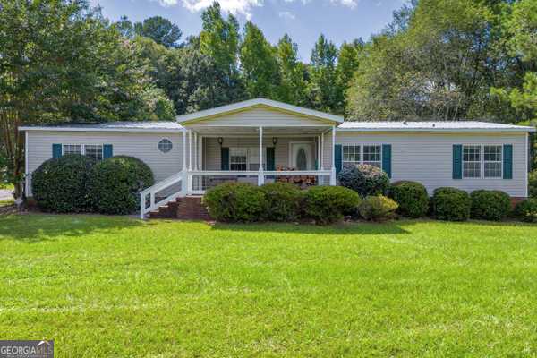 8206 Highway 106 S, Hull, GA 30646