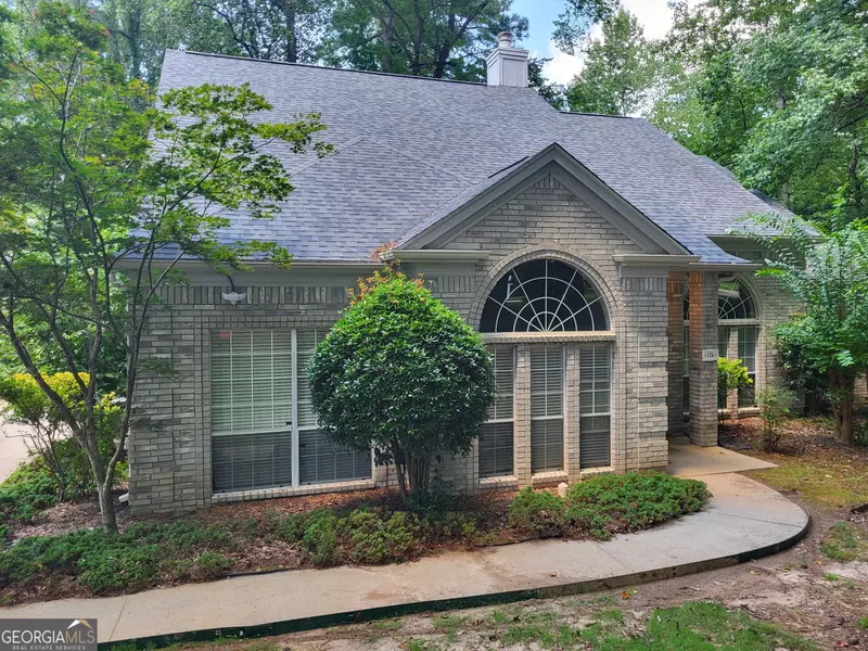 124 Kenton PL, Peachtree City, GA 30269