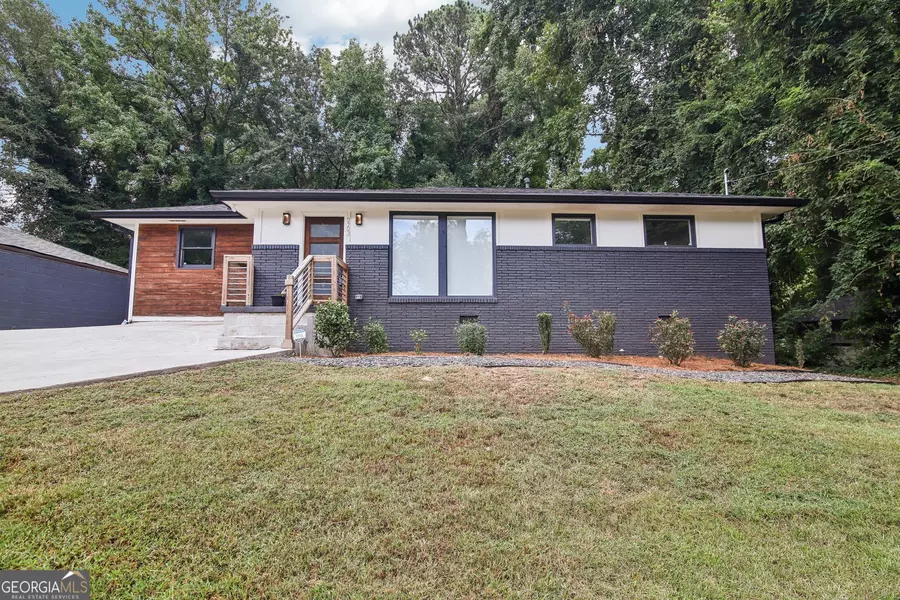 2703 Ellen WAY, Decatur, GA 30032