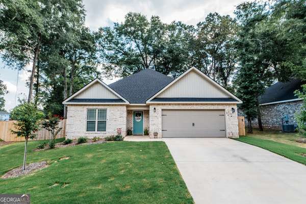 218 Hill LN,  Perry,  GA 31069