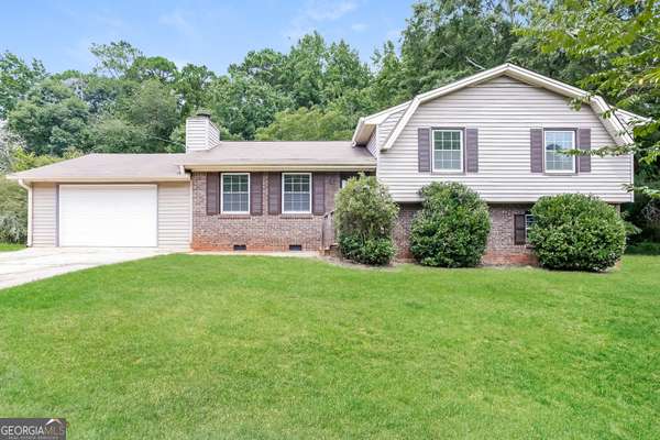 838 Cochise TRL SE, Conyers, GA 30094