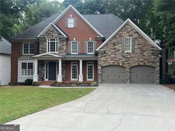 640 Lake Medlock DR, Johns Creek, GA 30022