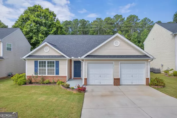 2596 Tullamore CIR, Snellville, GA 30039