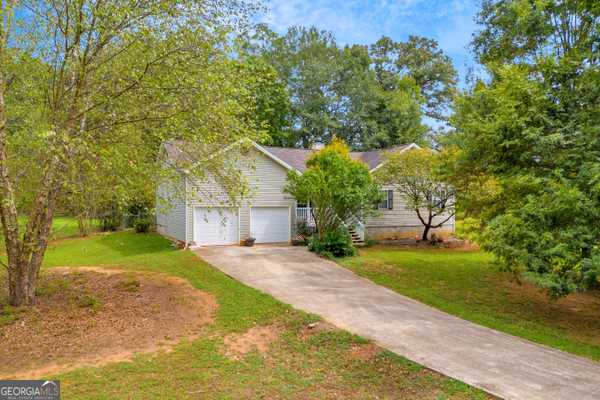 191 Summit DR, Carnesville, GA 30521