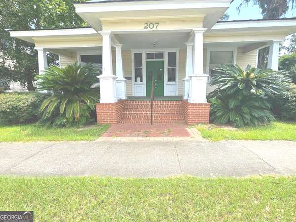 207 E Gordon ST, Valdosta, GA 31601