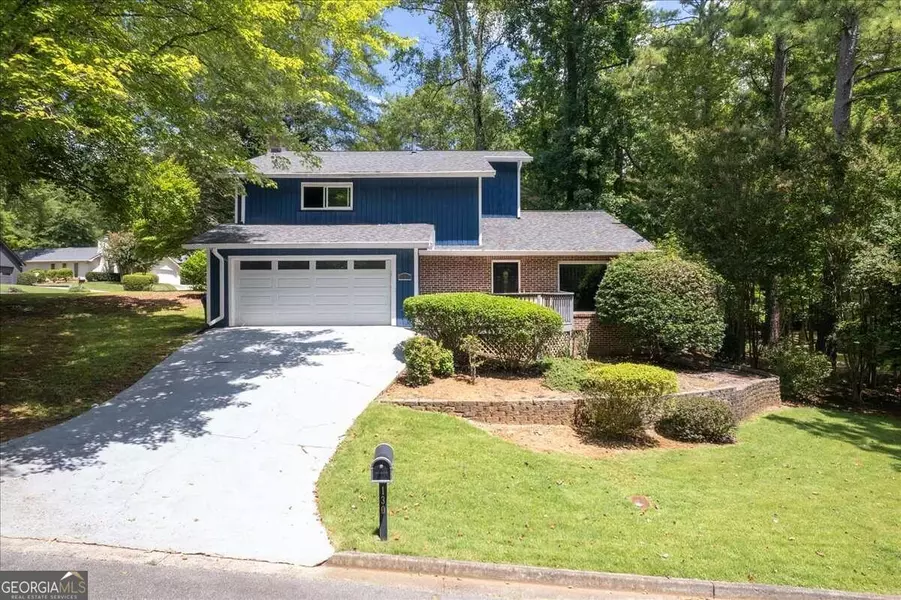 130 Sweetwood WAY, Roswell, GA 30076