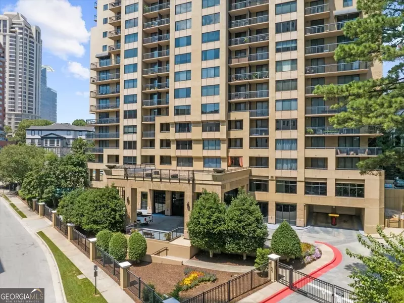 3481 Lakeside DR NE #2806, Atlanta, GA 30326