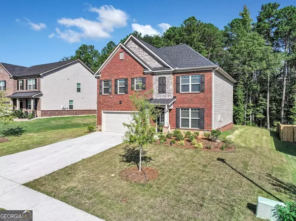 609 Blue Juniper CIR, Loganville, GA 30052