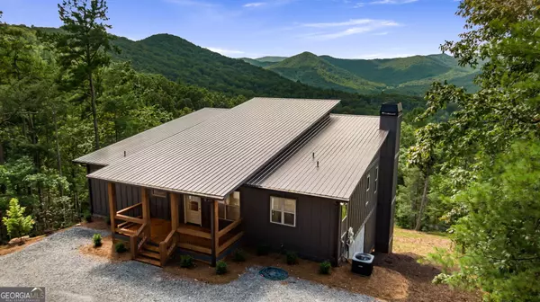 95 Oasis DR, Blue Ridge, GA 30513