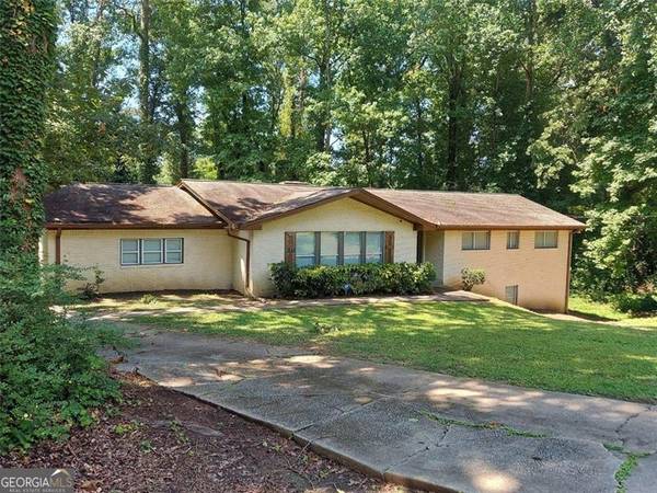 1248 Oakcrest DR, Atlanta, GA 30311